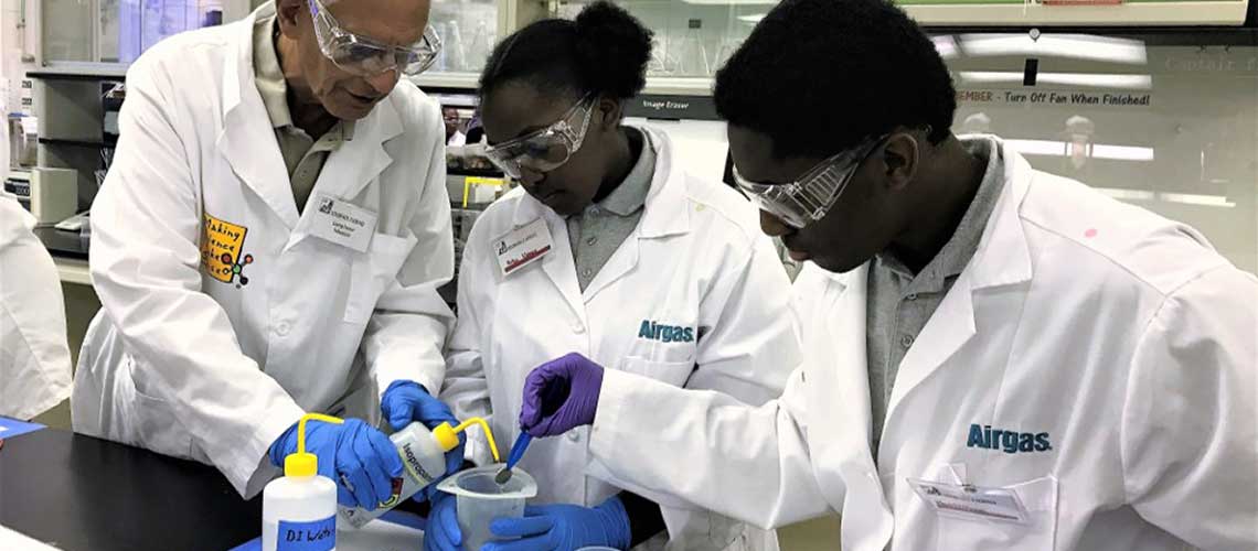 students in lab